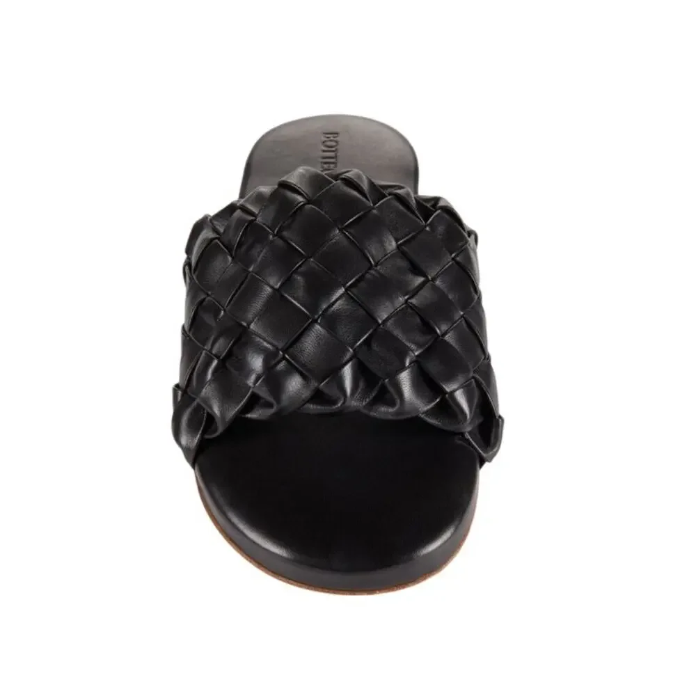Bottega Veneta $1 195